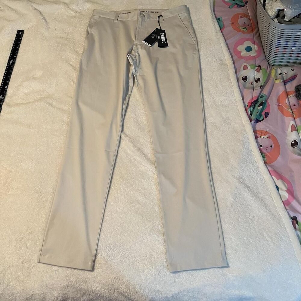 Rhone Commuter Pants Mens Size 32 Beige Slim Stretch Zip Pocket 32 Inseam